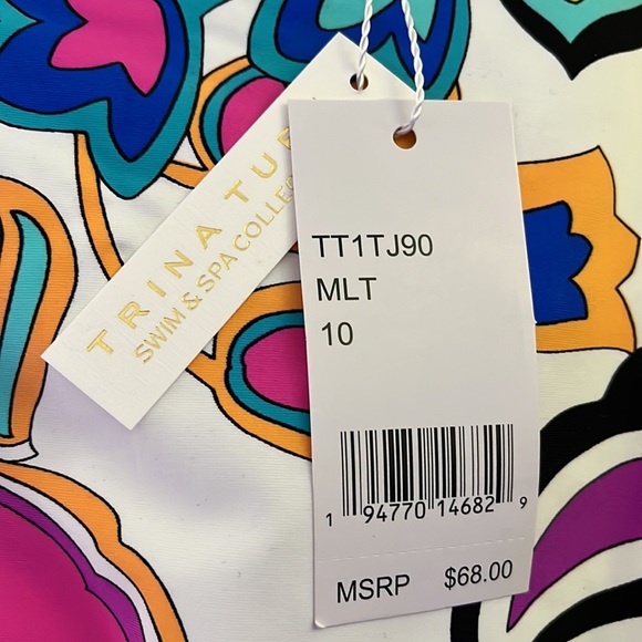 Flower Bikini bottom side scrunched detail - Picture 3 of 3